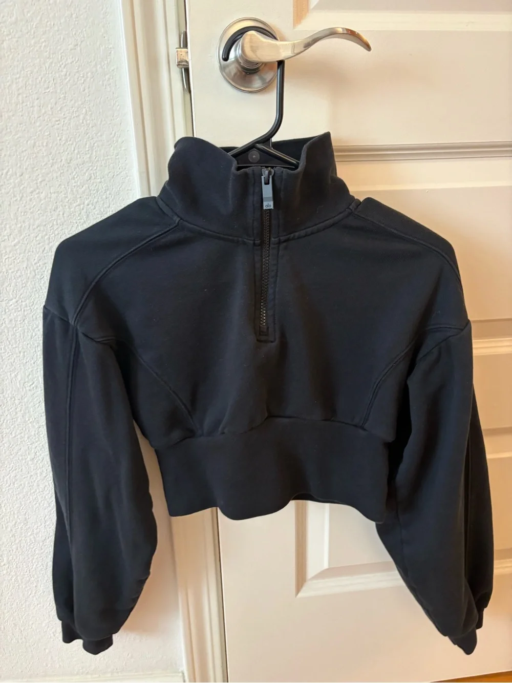 ALO Yoga Black Quarter-Zip Cropped Sweatshirt